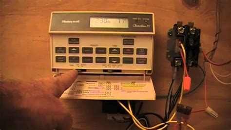 However, if you are unable to make a battery replacement work for you, here are a few. HVAC - Old Honeywell T8601D - YouTube