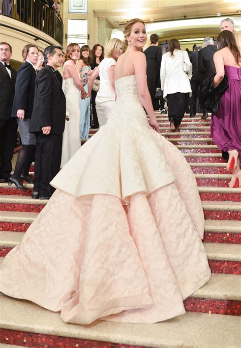 25 Oscars Dresses That Will Go Down In Red Carpet History Best Oscar