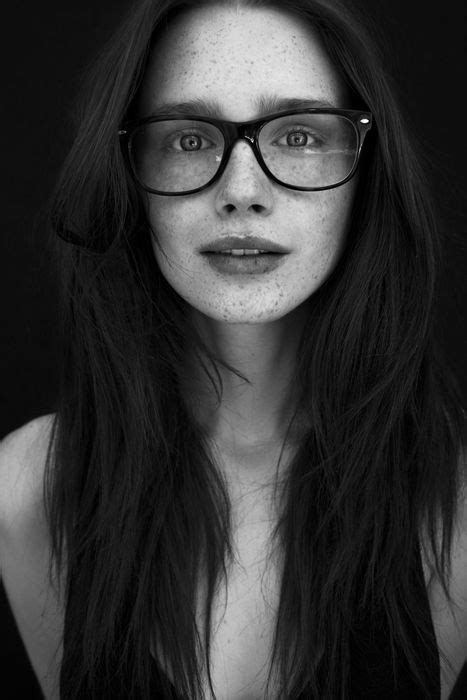 Pin By Xavier Jones On Freckles Freckles Freckles Girl People With Glasses