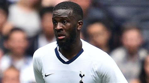 Tanguy ndombélé, 24, aus frankreich tottenham hotspur, seit 2019 zentrales mittelfeld marktwert: EXCLU GOAL - Dele Alli encense Tanguy Ndombele : "Ce sera ...