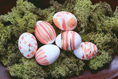 Brushstroke Easter Egg Diy Lily And Val Living Easter Centerpieces