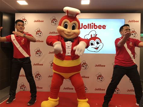 Ofws Lined Up Hours For Opening Of Uks First Jollibee Branch Ofw