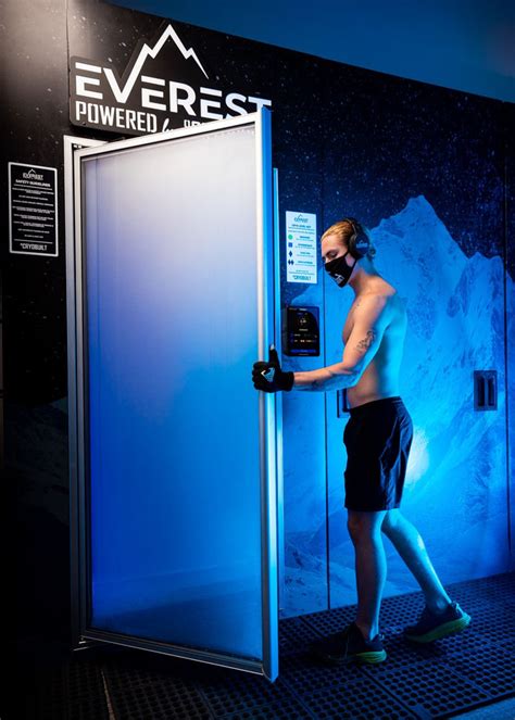 how an electric whole body cryotherapy chamber work