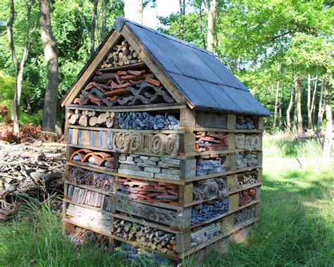 Bricolage Construire Un Hôtel à Insectes Le Fenouil Biocoop