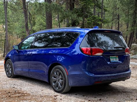 2019 Chrysler Pacifica Hybrid Review Trims Specs Price New