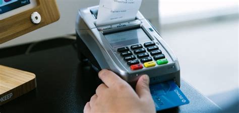 It is a device which is used for making a digital transfer of funds. The Best Credit Card Terminals For Your Business - bombayco.com