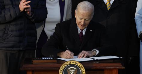 biden signs respect for marriage act enshrining marriage equality in federal law flipboard