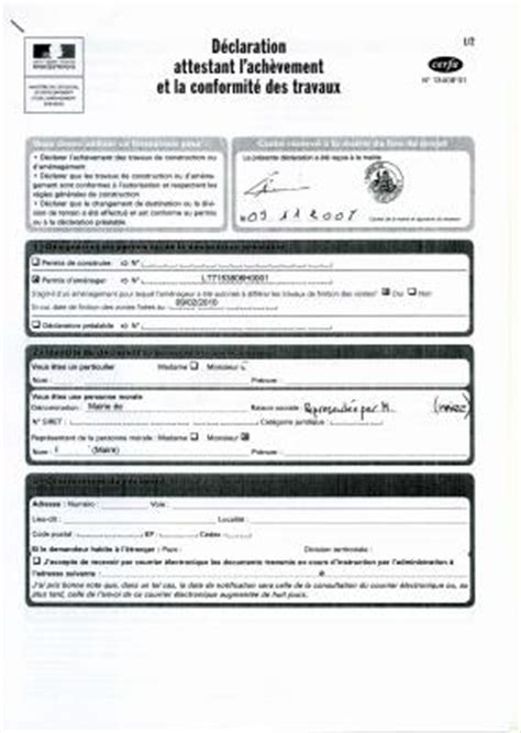 A défaut de délivrance du permis d'habiter ou du certificat de conformité dans le délai d'un mois à compter de la date de la déclaration d'achèvement de la construction, le pétitionnaire peut demander à l'autorité locale compétente d'exercer le droit de substitution en application de l'article 49 du dahir. La mairie nous a enfin donné le certificat de conformité ...