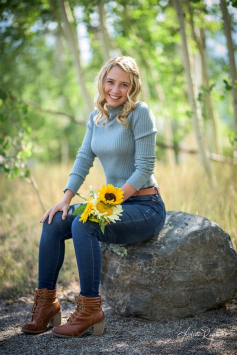 Gwen Stoddard Senior Portraits In Durango Colorado Durango Wedding