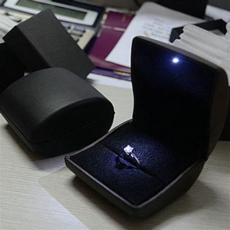 Deluxe PU Leather LED Lighted Propose Engagement Diamond Ring Jewelry