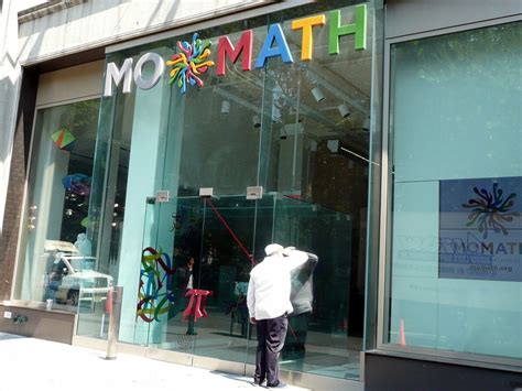 Музей математики Momath где находится и что посмотреть рядом