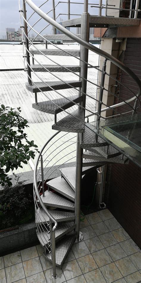 Industrial Exterior Metal Spiral Stairs - Buy Industrial Spiral Stairs,Metal Spiral Stairs,Metal ...