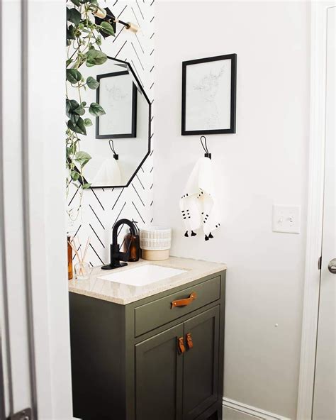 5 Beautifully Wallpapered Powder Rooms Ideas For Your Stay Home Diy