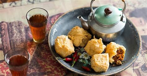 25 gram daun bawang, iris halus. TAHU ISI DAGING SUPER KRIUK ~ ANEKA-RESEP