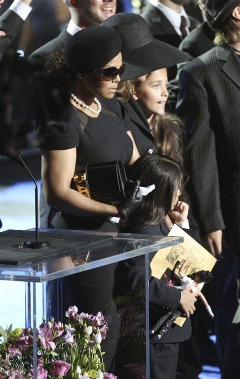 ♡michael jackson|man in our heart♥. Michael Jackson funeral pictures
