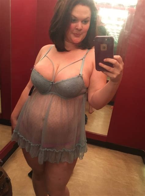Real Elementary School Teacher Selfies In The Fitting Room 18 Pics