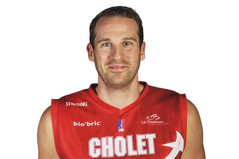 Le SNB rend hommage à Stephen Brun | Cholet Basket