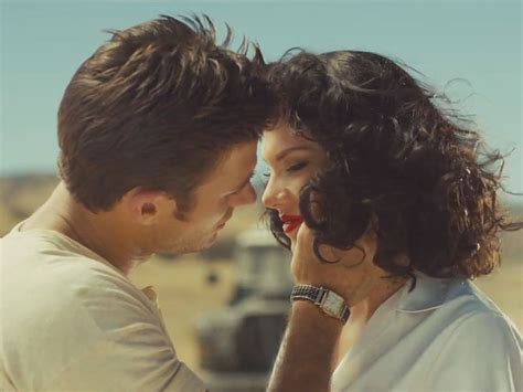 vmas 2015 taylor swift s debuts wildest dreams music video with scott eastwood
