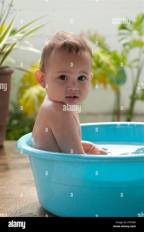 Baby Bath Water Bathing Basin Stock Photo Alamy