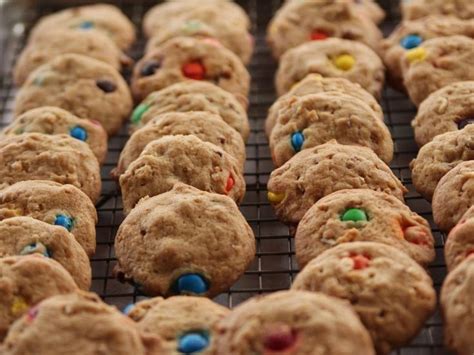 The pioneer woman impresses once again! The Pioneer Woman's 14 Best Cookie Recipes for Holiday Baking Season | The Pioneer Woman, hosted ...