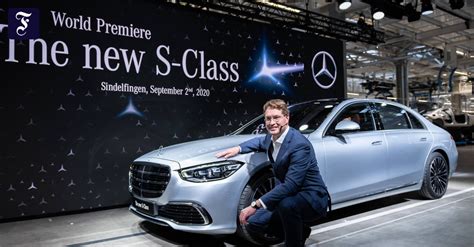 Daimler Berrascht Mit Gewinn Von Mehr Als Milliarden Euro