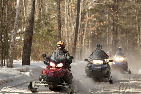 Snowmobiling In Northern Wisconsin Minocqua Trails And Clubs