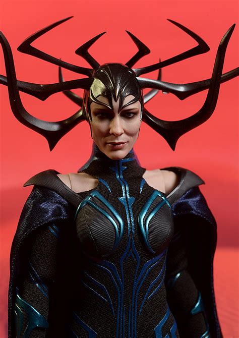 Review And Photos Of Hela Thor Ragnarok Sixth Scale Action Figure