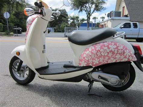 Honda metropolitan (chf50) | motor scooter guide. 2007 Honda METROPOLITAN (NCH50) Scooter for sale on 2040motos