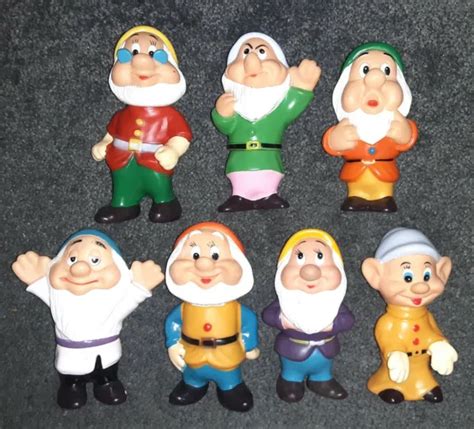 Seven Dwarfs Disney Movie Character Figure Set Lot Snow White Rare 25