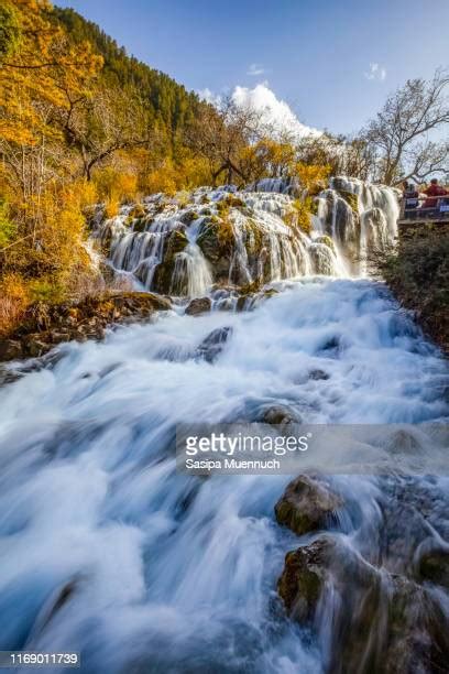 Jiuzhaigou Valley China Photos And Premium High Res Pictures Getty Images