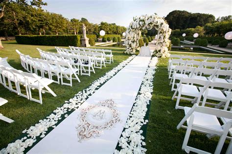 Outdoor Wedding Ideas Tips From The Experts Inside Weddings