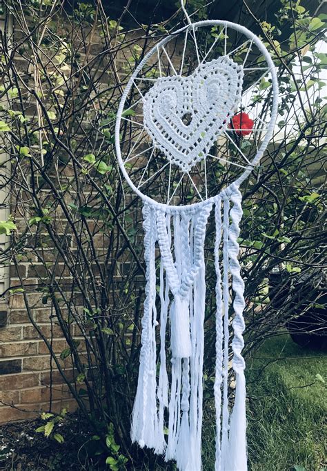 Maybe you would like to learn more about one of these? Pin on Macrame