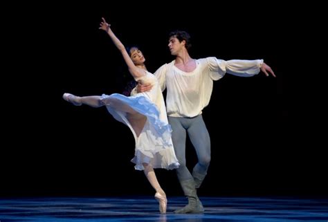 Roberto bolle (teatro alla scala, milano. Foto Il San Carlo festeggia con Roberto Bolle - 1 di 10 ...