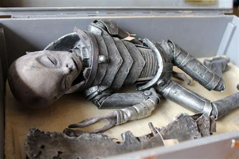 Descubiertos Cuerpos Momificados En Una Cueva En La Meseta De Nazca