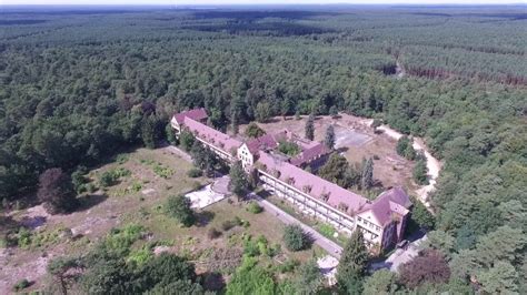 It was built between 1898 and 1930 in forests around beelitz. Neues aus Geocaching - Die Beelitz-Heilstätten - YouTube