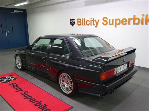 Class pioneer and eternal benchmark. A la venta este BMW M3 E30 con el motor V10 del BMW M5 - Periodismo del Motor