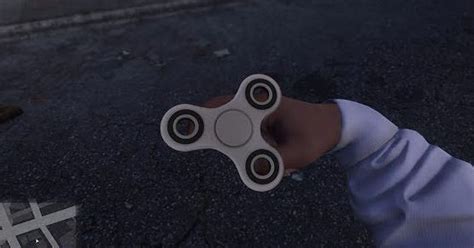 Modder Who Makes Questionable Choices Put Fidget Spinners In Grand