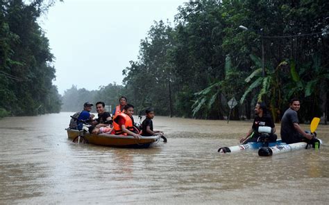 Situasi terkini banjir di pahang sehingga jam 12 tengah hari 16 disember 2019. Jumlah Mangsa Banjir Di Kelantan Kembali Meningkat - M-Update