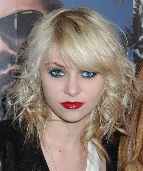 Taylor Momsen Hair Styles Eye Color Taylor Momson