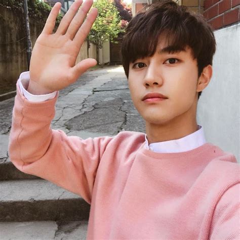 Kwak dongyeon profile kwak dong yeon (곽동연) is a south korean actor under fnc entertainment. Kwak Dong Yeon 170423 Instagram update. | Kwak dong yeon ...