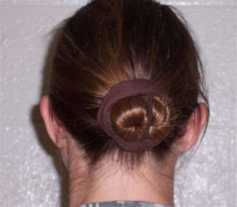 Military haircuts haven't been known to be trendy or stylish, but the right style on the right person can really make all the difference. Army Hairstyles - Females