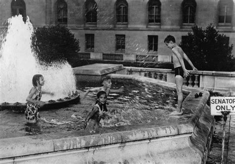 23 vintage photos that show what summer fun looked like before the internet vintage photos