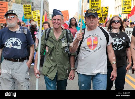 Vietnam War Veterans Protest Hi Res Stock Photography And Images Alamy