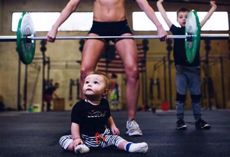 9 Inspiring Crossfit Moms To Celebrate This Mothers Day Crossfit Mom