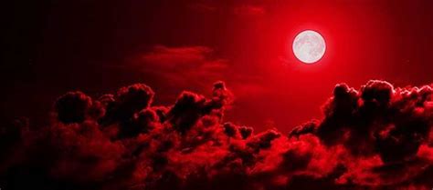 Jun 24, 2021 · la super lune est en fait une pleine lune qui se produit lorsque notre satellite naturel est le plus proche de la terre. Lune de sang visiblement pratiquement de partout sur la ...