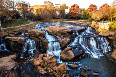 1,804 acres 4 beds 5 baths. One of the Top Places to Retire: Greenville, SC