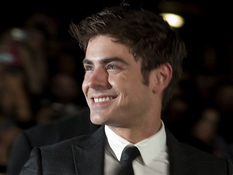 Zac Efron The Next Cory Monteith Friends Fear Actor Will Overdose