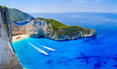 Zakynthos Fast Cruise To Shipwreck And Blue Caves Greeka