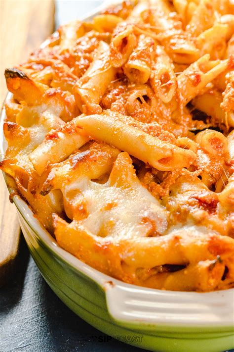 This Meatless Pasta Recipe With Sweet Tomato Sauce Melty Mozzarella And Ricotta And Salty