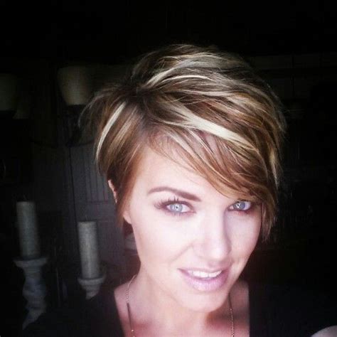Short Pixie Hair With Blonde Highlights Hair Colors Ideas For Short